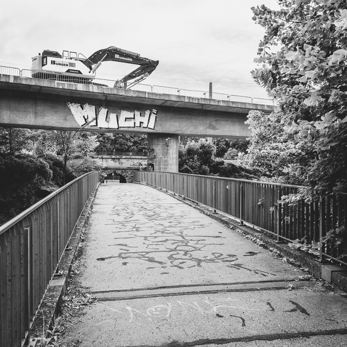 Am Nikolai-Steg mit Blick zur Nikolai-Brücke<br>2023 © Herbert Koeppel - Kat. No.D20230920.102